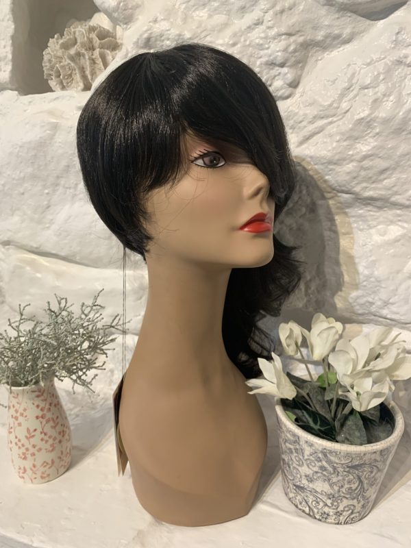 Vanessa Premium Synthetic Full Wig – MEELA