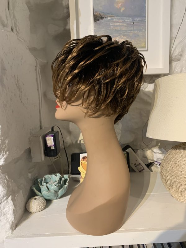 Vanessa Premium Synthetic Short Wig – REHA - Image 3