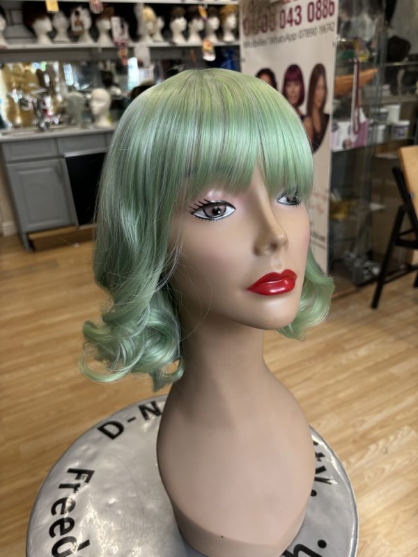 BEAUTIFUL GREEN LACE WIGS - Image 5